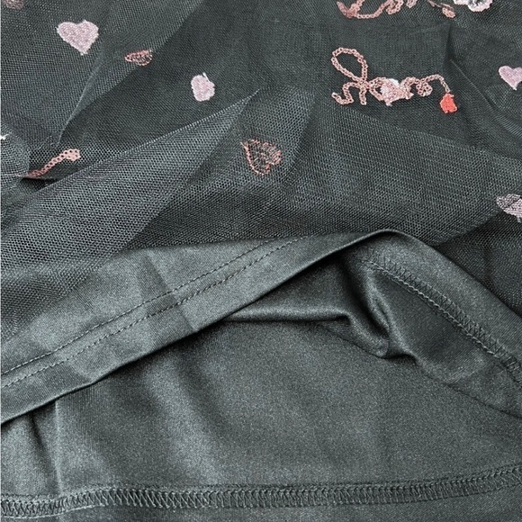NWT Zero Degrees Celsius Ladies Tulle Sequin Love Hearts Skirt Size XS - Picture 7 of 8
